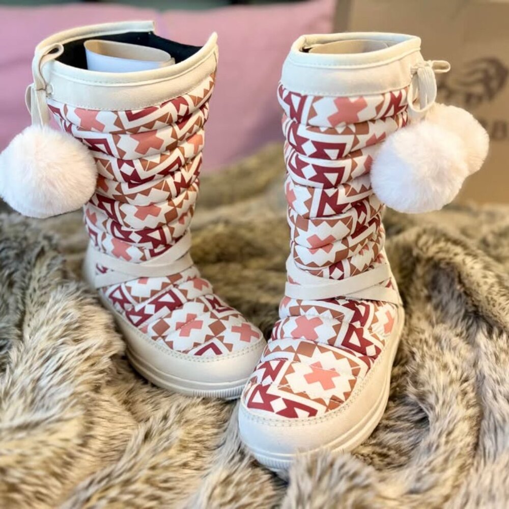 Manitobah: Woodland Waterproof Tall Boot Limited Edition (Birch, US 8) - NWT